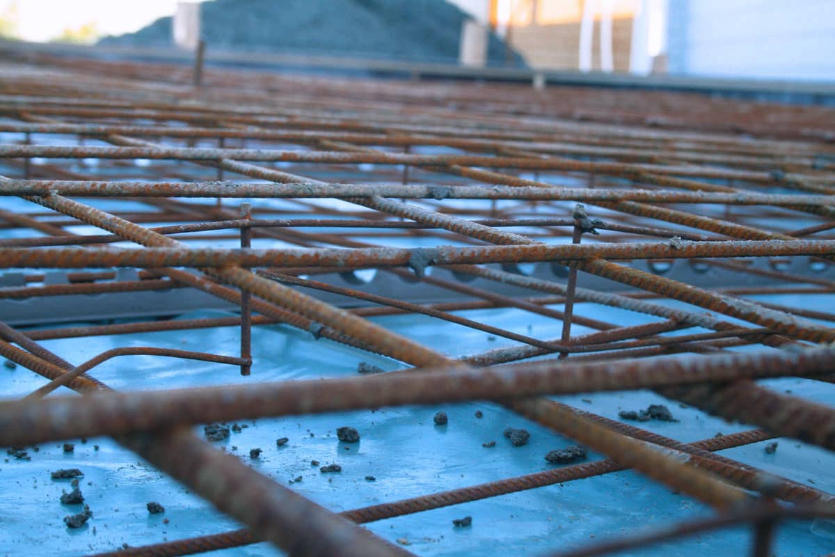 Fundament für ein Gartenhaus – so gelingt der stabile Untergrund